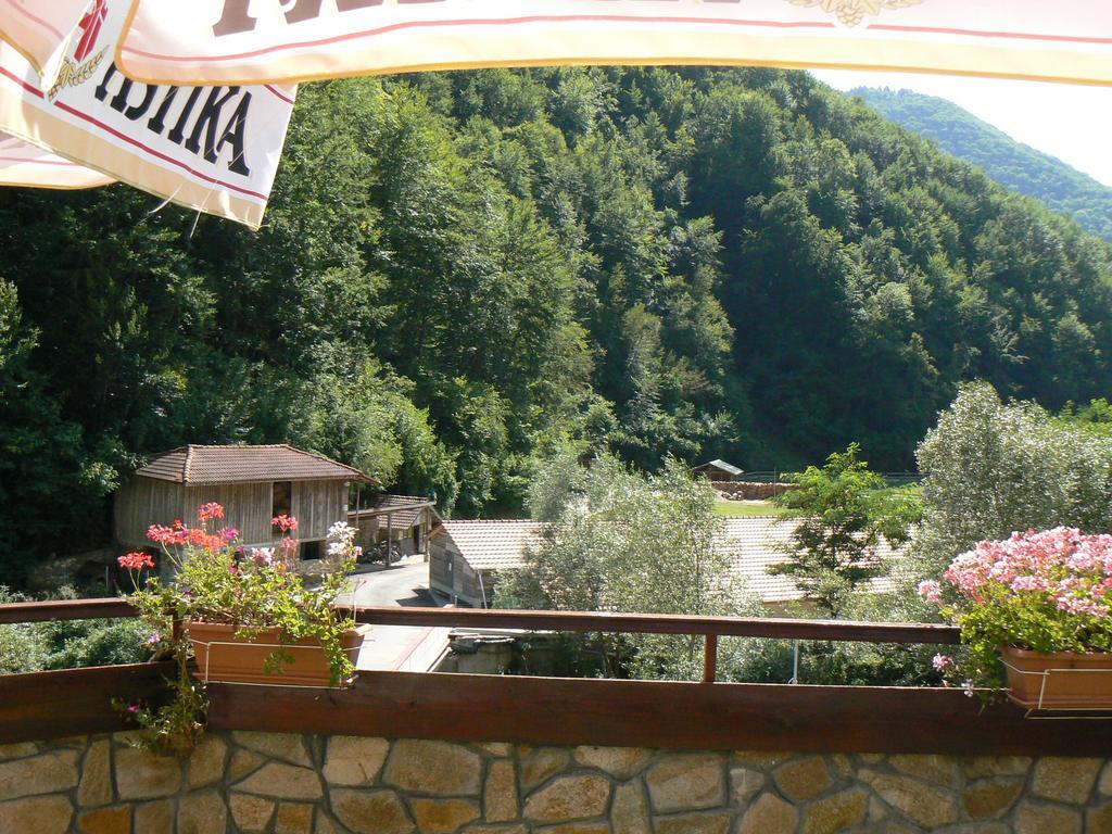 Fisherman'S Hut Family Hotel Beden Екстер'єр фото