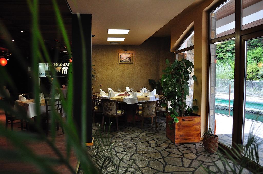 Fisherman'S Hut Family Hotel Beden Екстер'єр фото