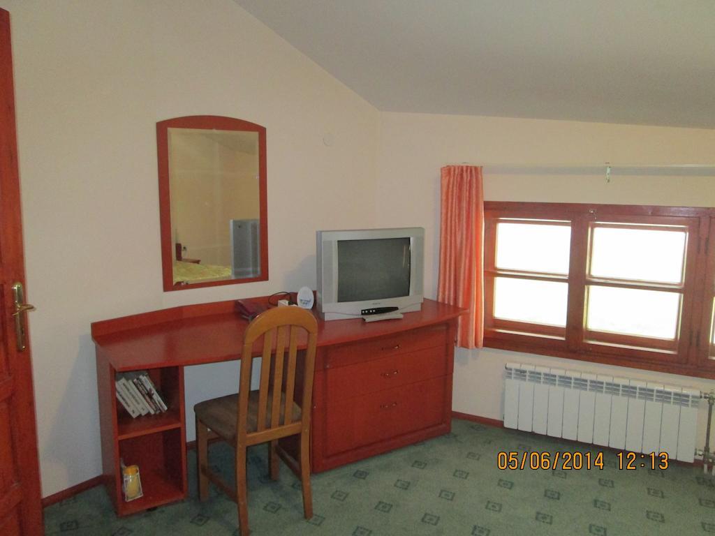 Fisherman'S Hut Family Hotel Beden Екстер'єр фото