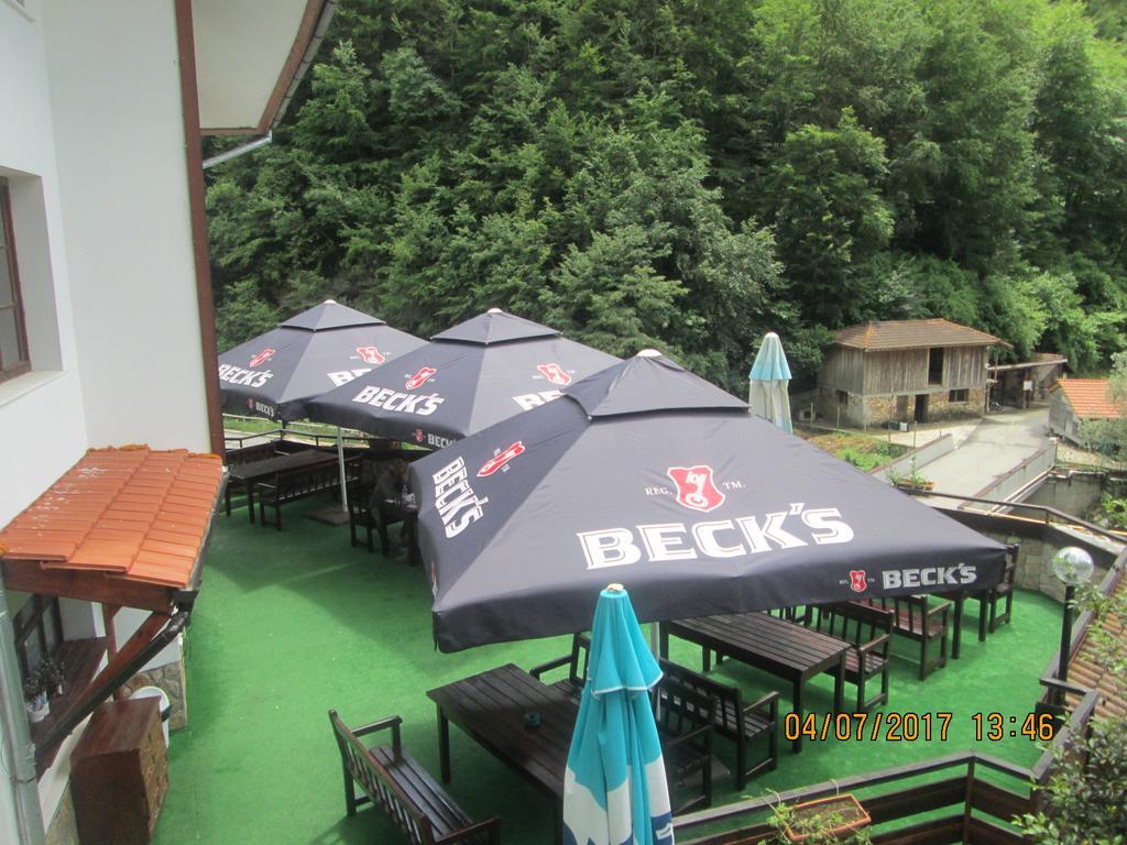 Fisherman'S Hut Family Hotel Beden Екстер'єр фото